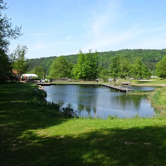 Freizeitsee am Campingplatz Schönhagen&nbsp;&copy;&nbsp;Stadt Uslar