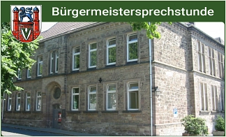 Bürgermeistersprechstunde mit Verwaltungsgebäude
